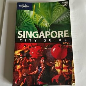 Lonely planet Singapore city guide .